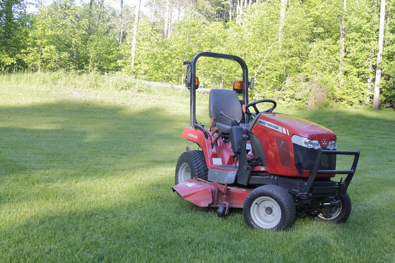 Illustration for article titled 2008 Massey Ferguson GC2400: An Oppo Reivew.